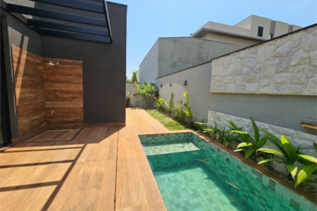 Casa à venda com 4 suítes no condomínio Residencial Terras de Siena, Ribeirão Preto - SP