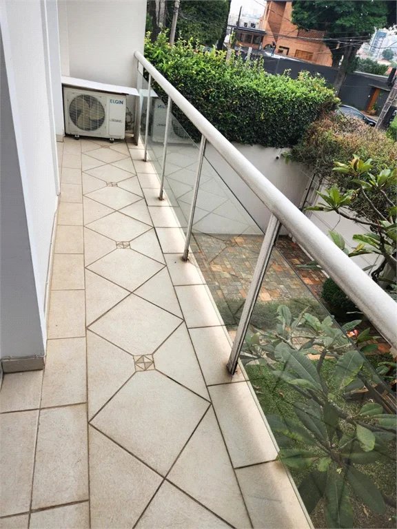 Casa à venda com 4 quartos, sendo 2 suítes, em Vila Romana, São Paulo, SP