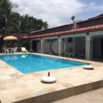 Casa à venda com 8 quartos, sendo 6 suítes,  no condomínio Acapulco, Guarujá - SP