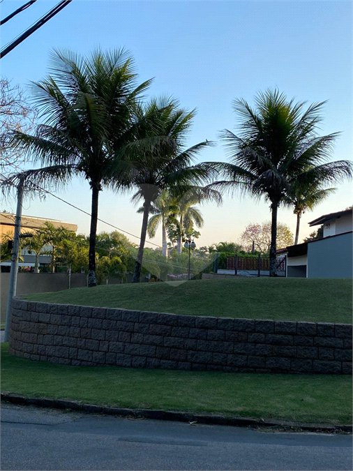 Casa à venda ou para alugar com 4 suítes no condomínio Estância Marambaia, Vinhedo - SP