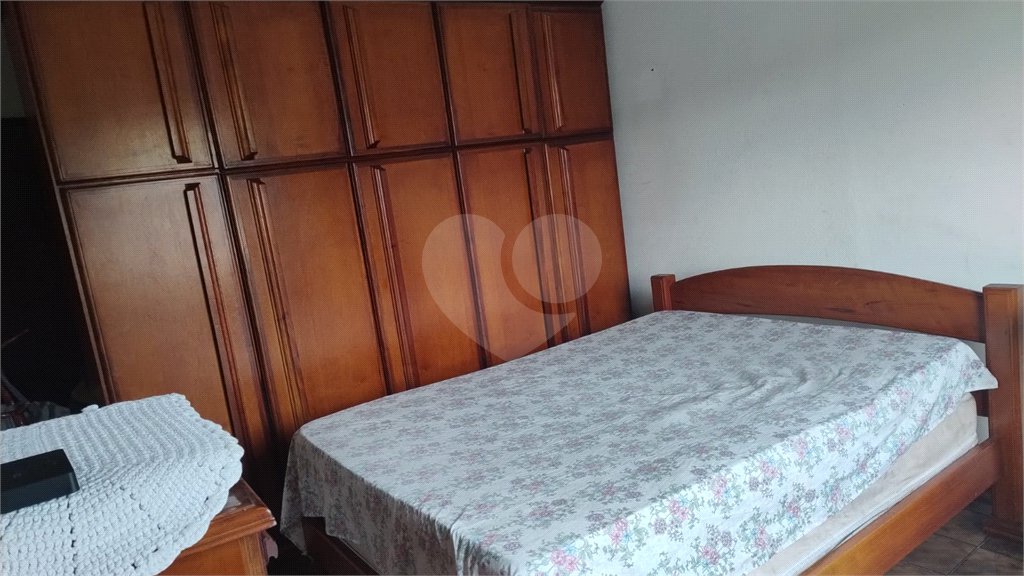 Sobrado à venda com 3 quartos, sendo 1 suíte, em Tremembé, São Paulo, SP