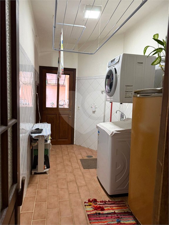 Casa à venda com 6 suítes em Massaguaçu, Caraguatatuba, SP