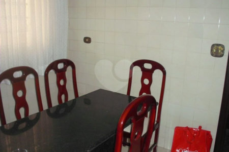 Sobrado à venda com 3 quartos, sendo 2 suítes, em Vila Mazzei, São Paulo, SP
