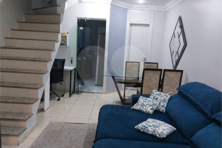 Casa à venda com 2 suítes no condomínio Villa Dell Victor, São Paulo - SP