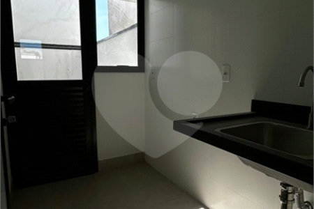 Casa à venda com 4 quartos, sendo 3 suítes, no condomínio Residencial Mont'alcino, Valinhos - SP