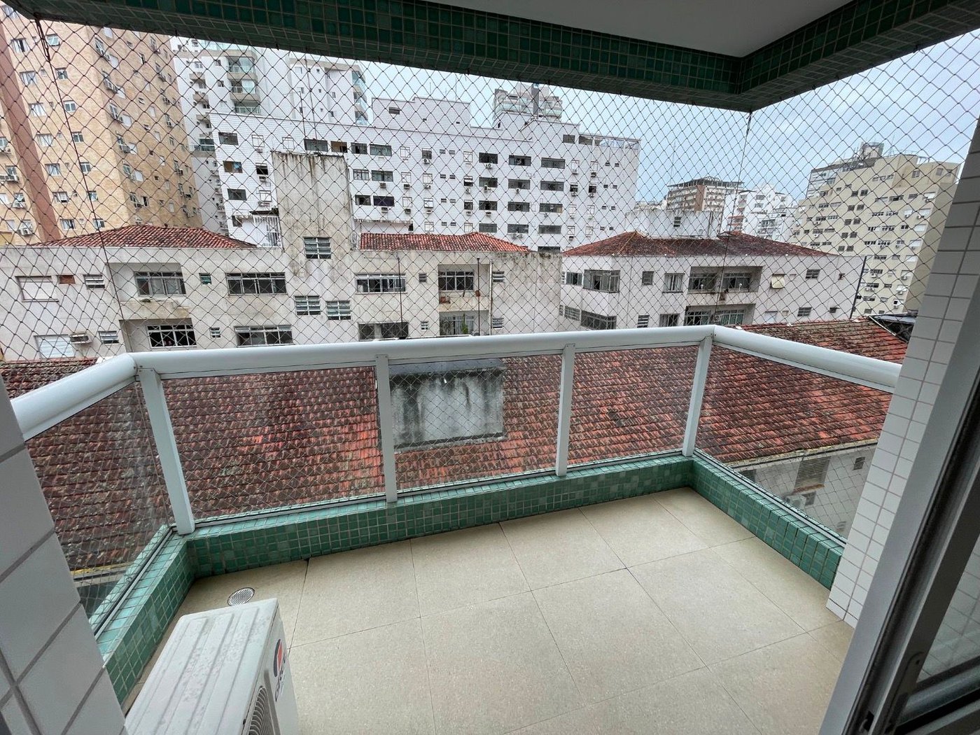 Apartamento para Locação no Boqueirão  2 Dormitórios 81m² – Santos/Sp