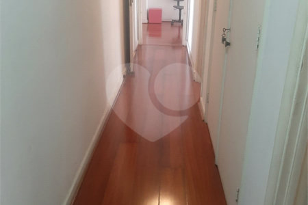 Apartamento à venda com 3 quartos, sendo 1 suíte, em Copacabana, Rio de Janeiro, RJ