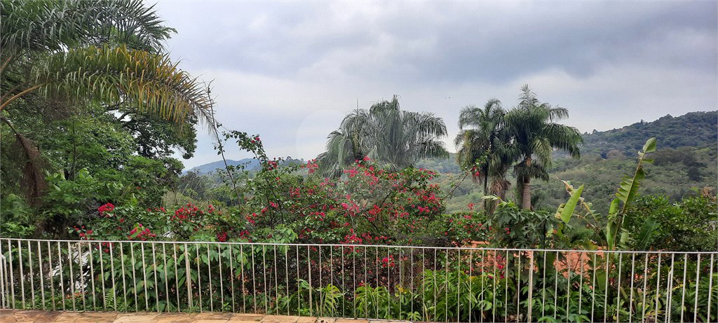 Casa à venda com 3 quartos, sendo 1 suíte,  em Serra da Cantareira, Mairiporã, SP
