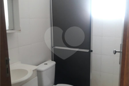 Sobrado para alugar com 3 quartos, sendo 1 suíte, em Esplanada Mendes Moraes, São Roque, SP