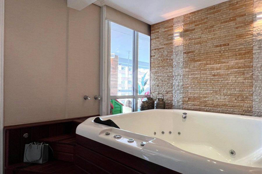 Apartamento à venda com 3 suítes em Santana, São Paulo, SP