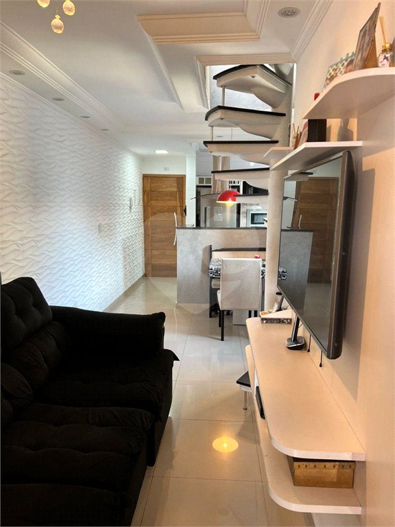 Apartamento à venda com 2 quartos, sendo 1 suíte,  em Parque das Nações, Santo André, SP
