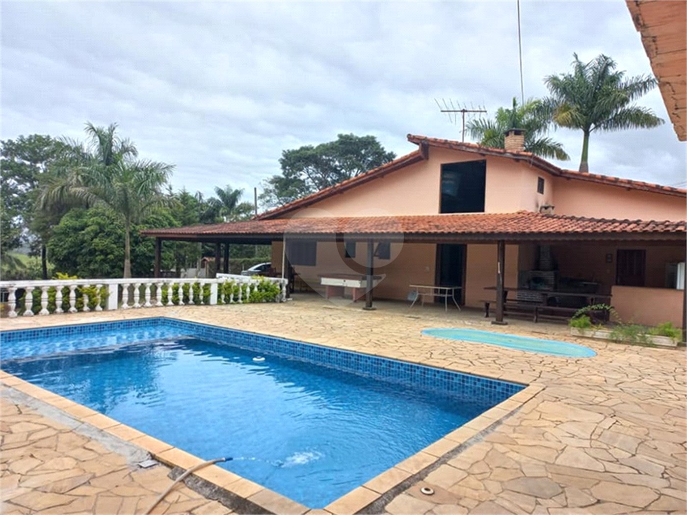 Chácara à venda com 3 quartos, sendo 1 suíte,  no Centro, Guararema, SP