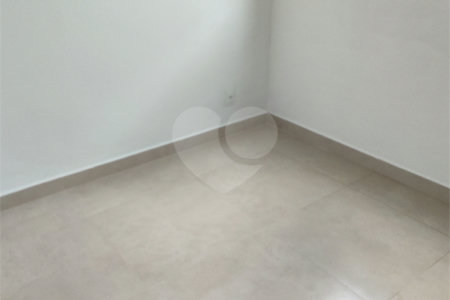 Casa à venda com 2 quartos, sendo 1 suíte, no condomínio Residencial Villaggio Gênova, Indaiatuba - SP