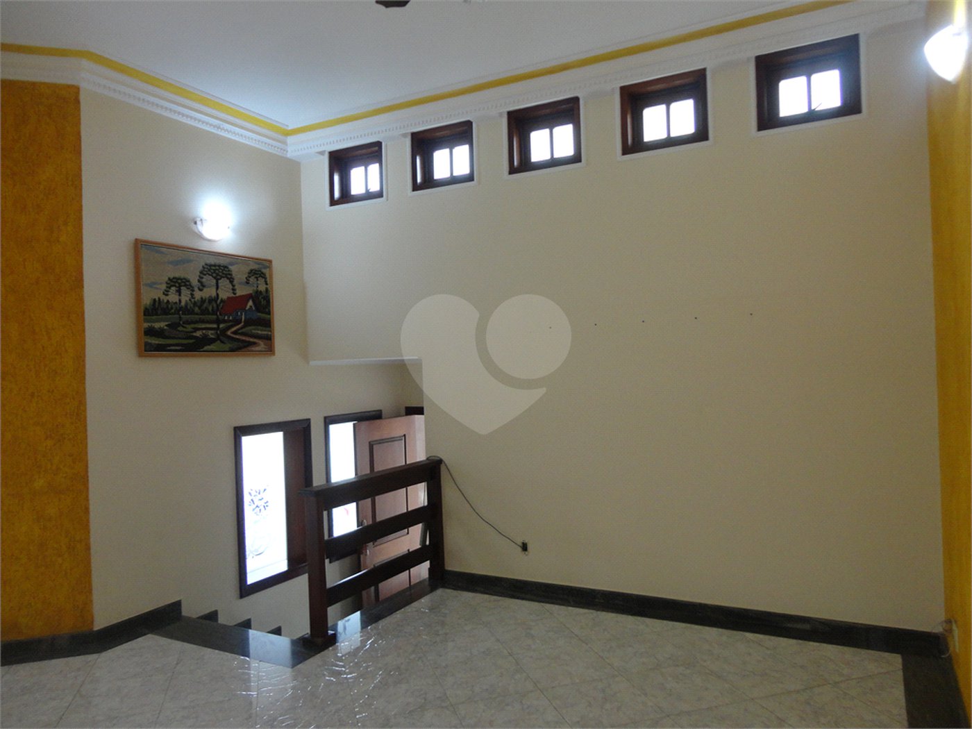 Casa à venda com 3 quartos, sendo 1 suíte, em Santa Marina, Valinhos, SP