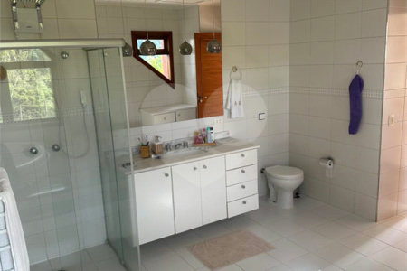 Casa à venda com 3 suítes no condomínio Vila Austríaca, Campos do Jordão - SP