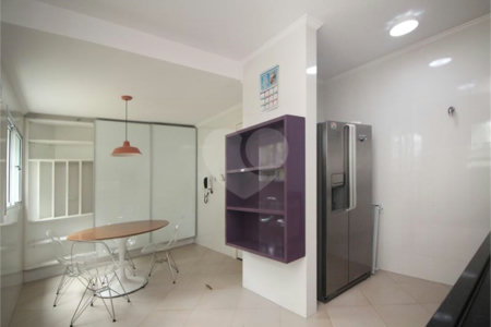 Casa à venda com 3 suítes no condomínio Brooklin Hills, São Paulo - SP