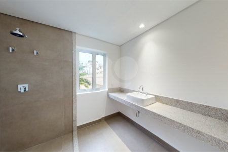 Apartamento à venda com 3 quartos, sendo 1 suíte, em Higienópolis, São Paulo, SP