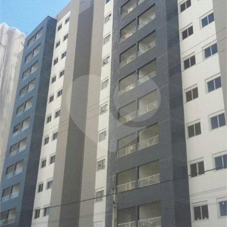 Apartamento à venda com 2 quartos, sendo 1 suíte, em Condomínio Royal Park, São José dos Campos, SP