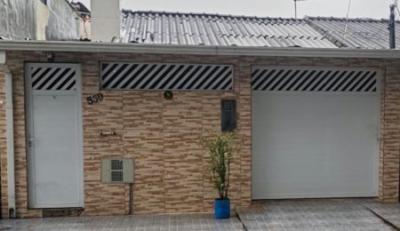 Casa com 2 dormitórios à venda, 75 m² por R$ 375.000,00 - Vicente de Carvalho - Guarujá/SP