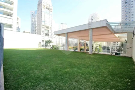 Apartamento à venda ou para alugar com 3 suítes em Itaim Bibi, São Paulo, SP