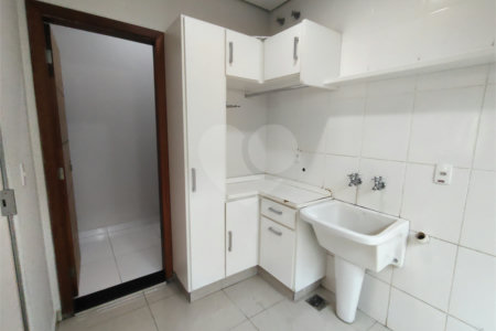Sobrado à venda com 3 quartos, sendo 2 suítes, em Jardim Itália, Itapetininga, SP