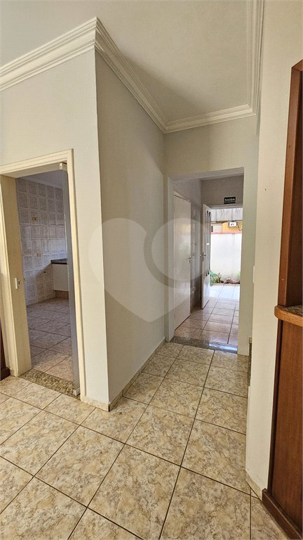 Sobrado à venda com 3 quartos, sendo 2 suítes, em Jardim Rossignatti, Indaiatuba, SP