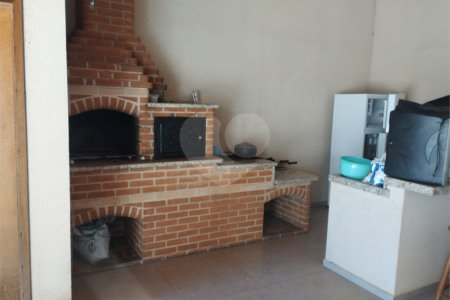 Casa à venda com 6 quartos, sendo 4 suítes, no condomínio Chácara Hipica, Ribeirão Preto - SP
