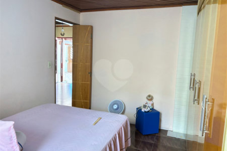 Casa à venda com 2 quartos em Conjunto Habitacional Brás Cubas, Mogi das Cruzes, SP