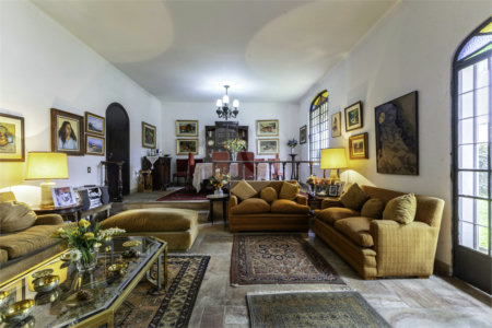 Casa à venda ou para alugar com 4 quartos, sendo 2 suítes, em Jardim Leonor, São Paulo, SP