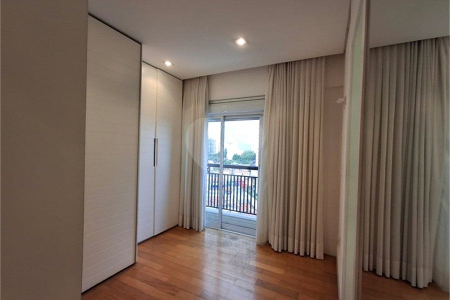 Apartamento à venda com 4 quartos, sendo 3 suítes, em Santana, São Paulo, SP