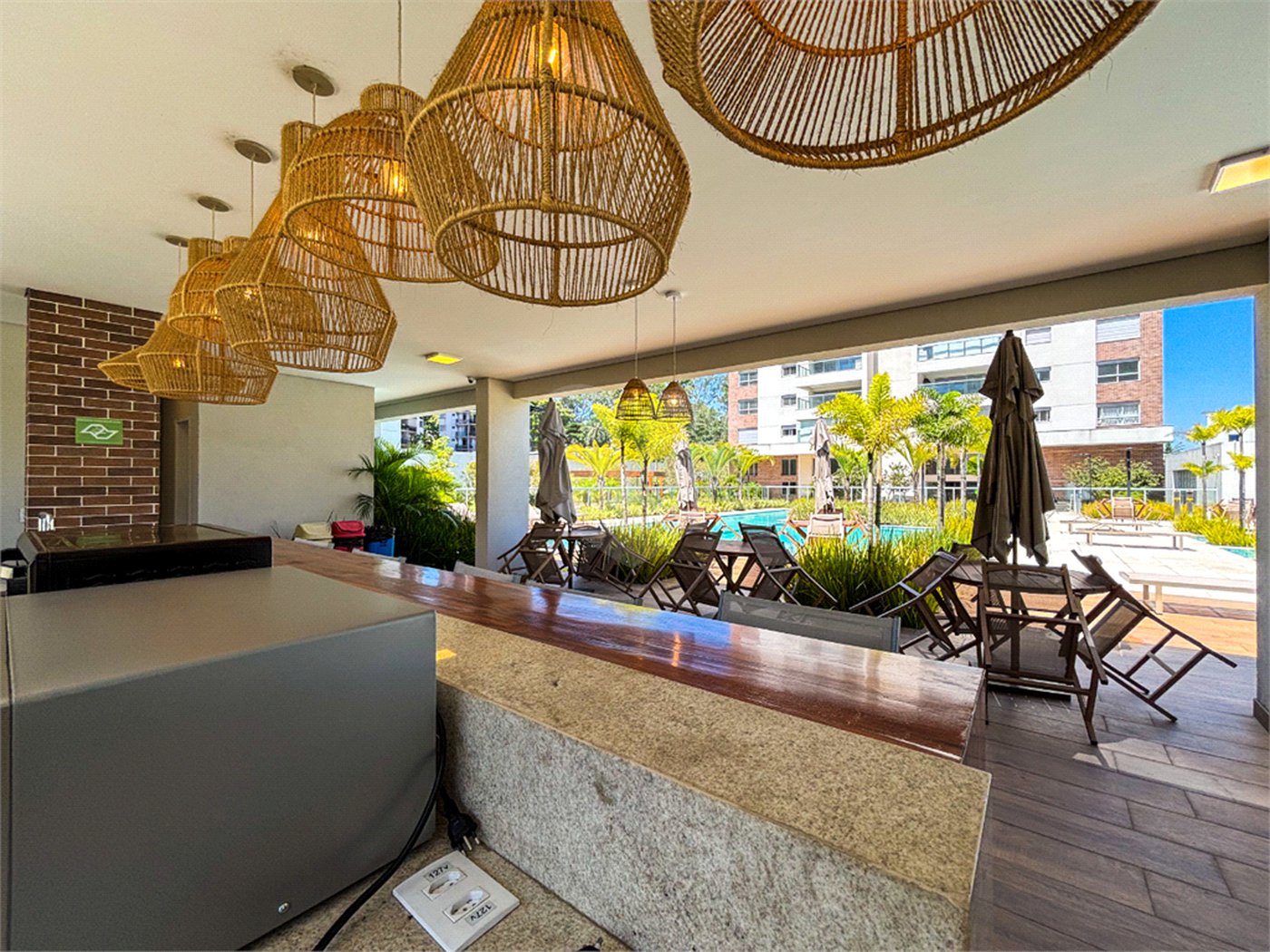 Apartamento à venda com 3 quartos, sendo 1 suíte,  em Jardim Marajoara, São Paulo, SP