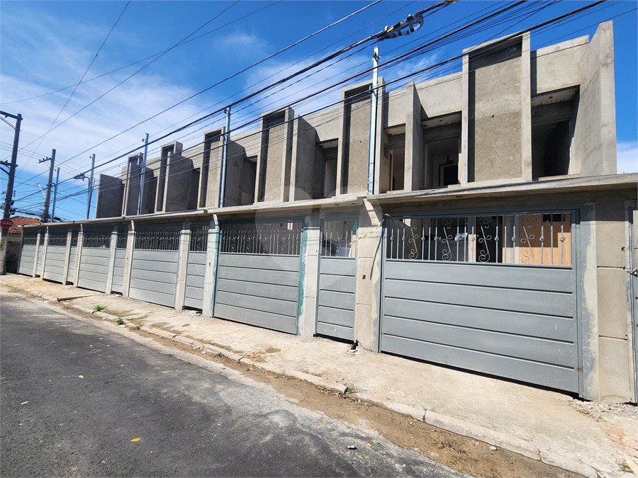 Sobrado à venda com 3 suítes em Vila Dom Pedro II, São Paulo, SP