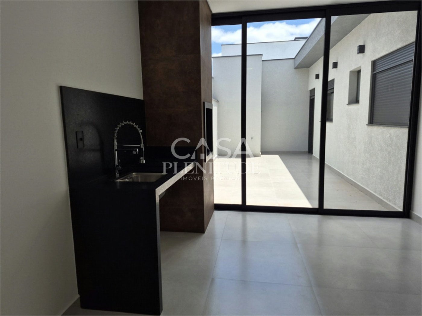 Casa em condomínio à venda com 3 quartos, sendo 1 suíte, em Jardim Villagio Milano, Sorocaba, SP