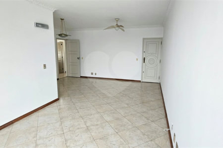 Apartamento à venda com 4 quartos, sendo 1 suíte, em Tijuca, Rio de Janeiro, RJ