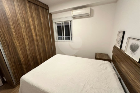 Apartamento para locação no Campo Belo com 51m², com 1 dormitório, 1 vaga, e lazer completo