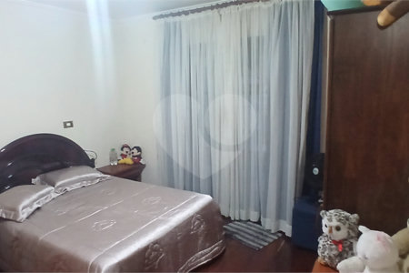 Sobrado à venda com 3 suítes em Nova Petrópolis, São Bernardo do Campo, SP