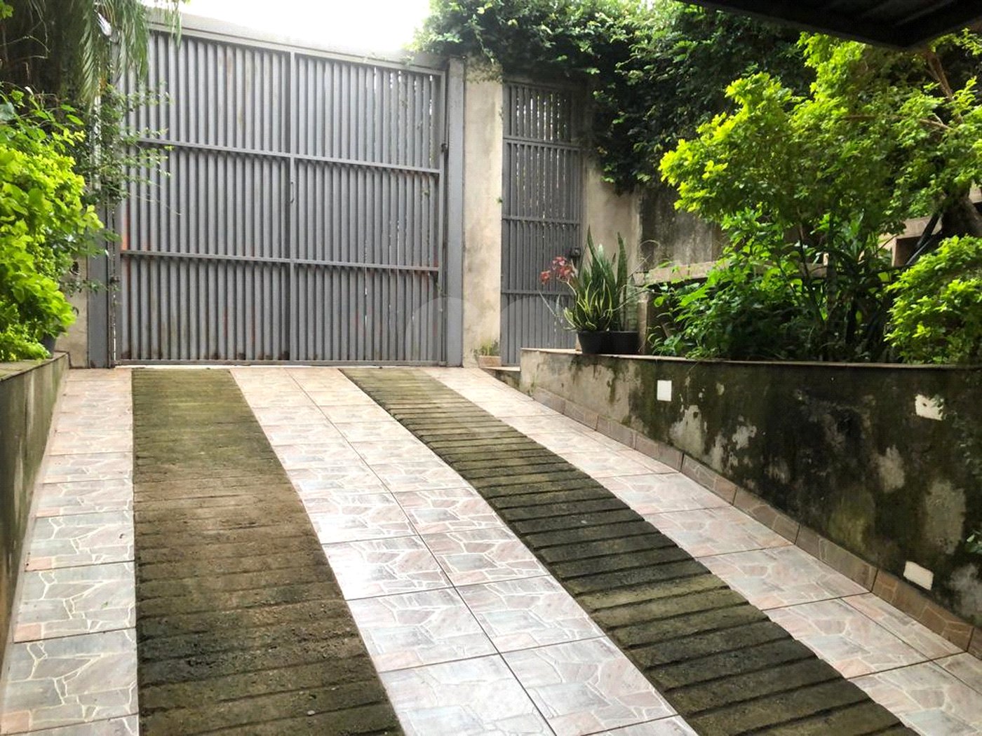 Sobrado à venda com 5 quartos, sendo 2 suítes, em Vila Maria Alta, São Paulo, SP