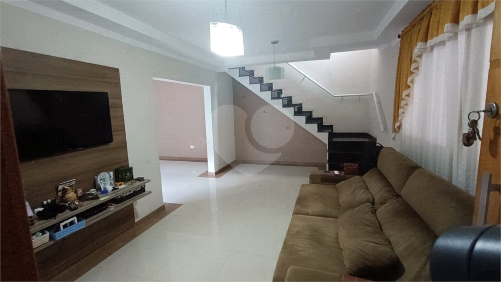 Sobrado à venda com 3 suítes em Vila Guilherme, São Paulo, SP