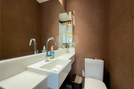 Apartamento à venda com 4 quartos, sendo 2 suítes, em Pinheiros, São Paulo, SP