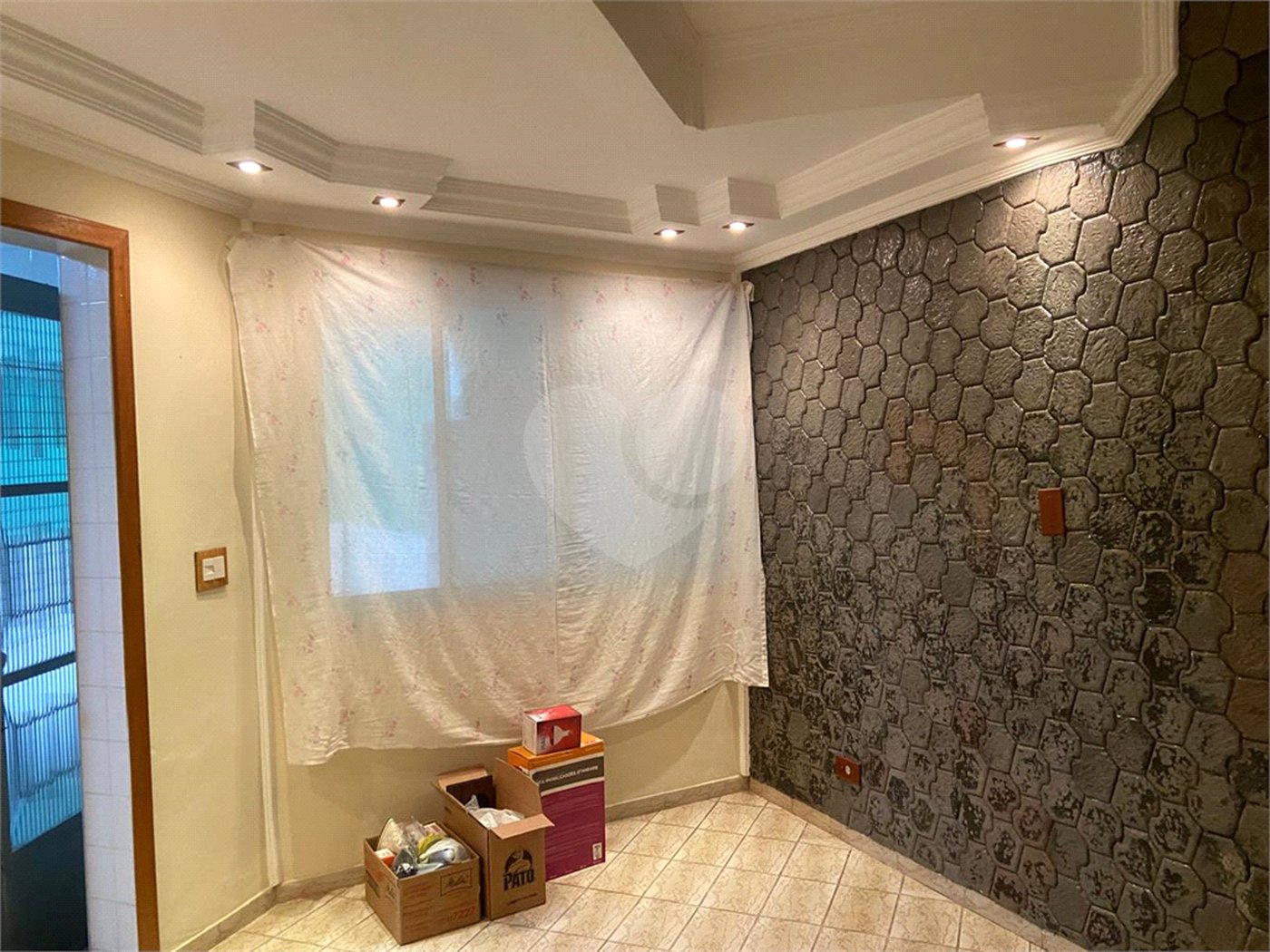 Casa à venda com 5 quartos, sendo 1 suíte, em Horto, São Paulo, SP