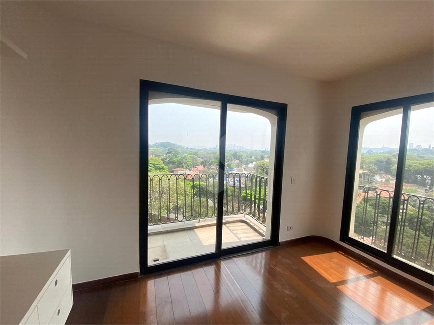 Apartamento para alugar com 3 suítes em Pinheiros, São Paulo, SP