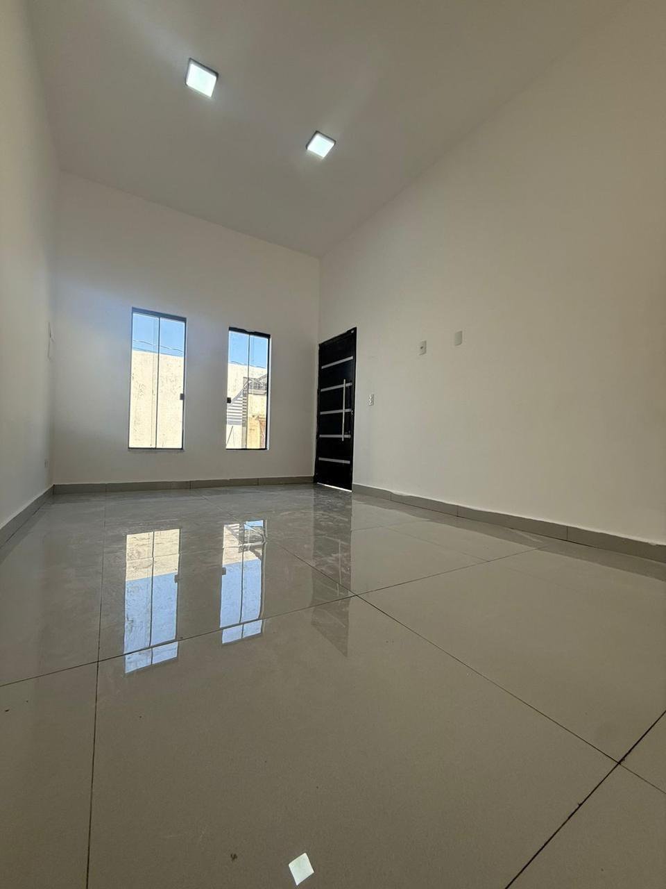 Casa à venda com 2 quartos, sendo 1 suíte, em Parque Bellaville, Hortolândia, SP