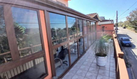 Casa à venda com 3 quartos, sendo 2 suítes,  em Jardim Brogotá, Atibaia, SP