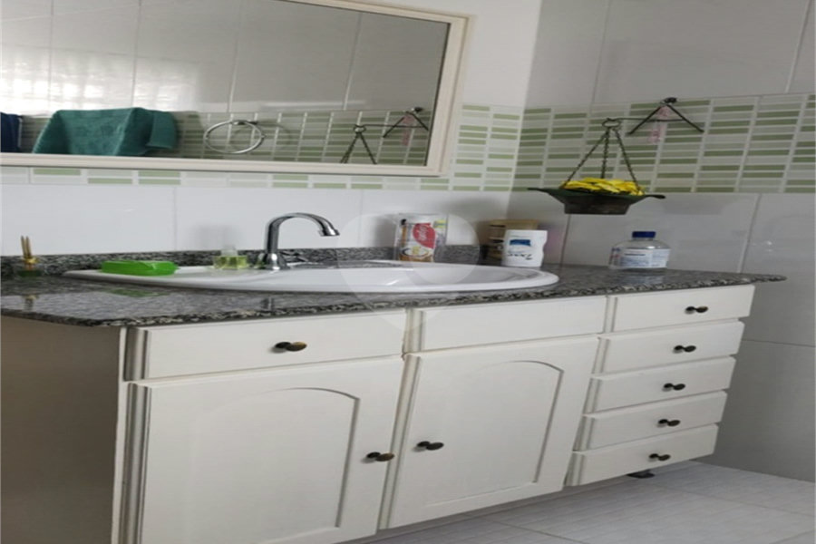Casa à venda com 4 quartos, sendo 1 suíte, em Tremembé, São Paulo, SP