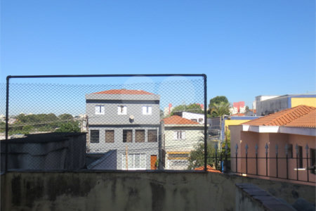 Casa à venda com 4 quartos, sendo 1 suíte, em Vila Santo Estéfano, São Paulo, SP