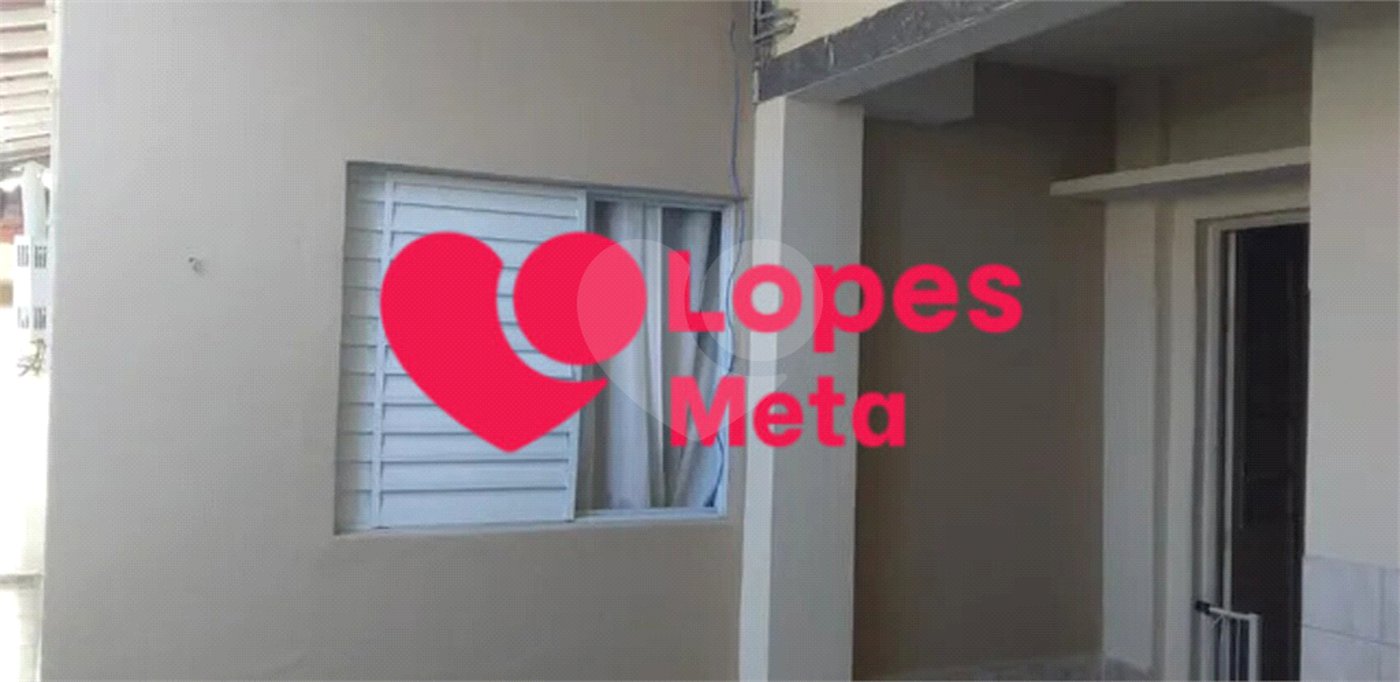 Casa à venda com 3 quartos, sendo 1 suíte, em Jardim das Indústrias, São José dos Campos, SP