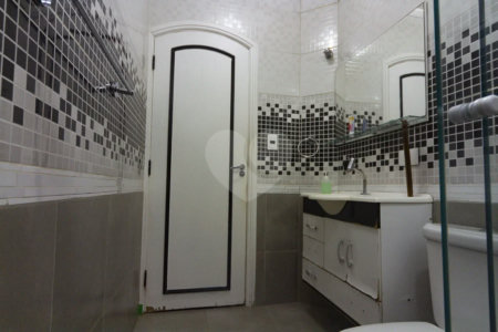 Casa à venda com 4 suítes em Jardim Franca, São Paulo, SP