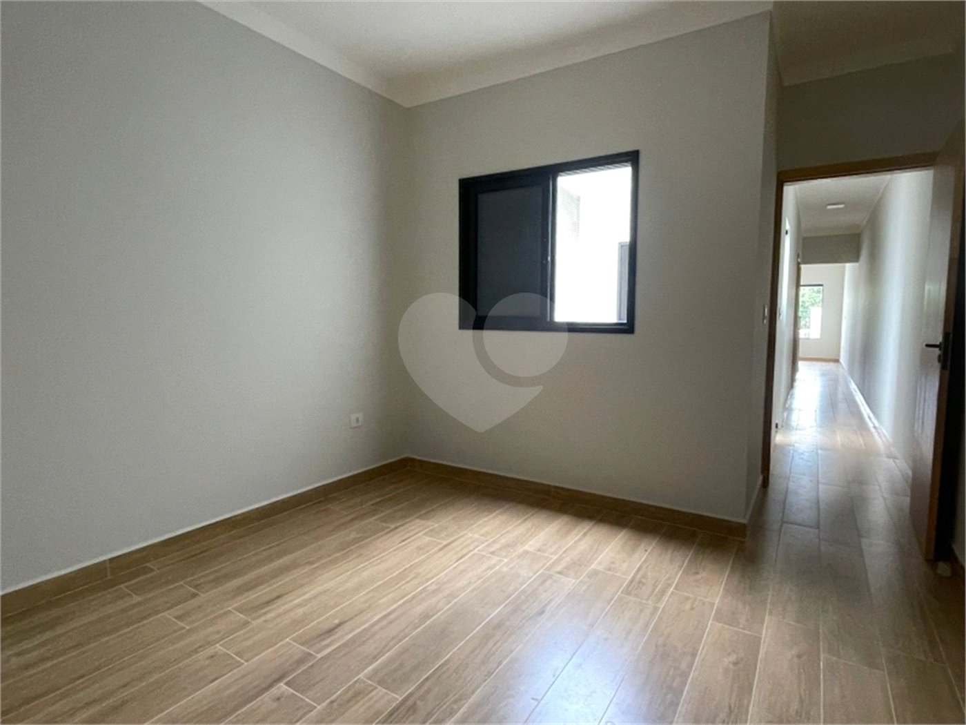 Casa de Vila à venda com 2 quartos, sendo 1 suíte,  em Cajuru do Sul, Sorocaba, SP