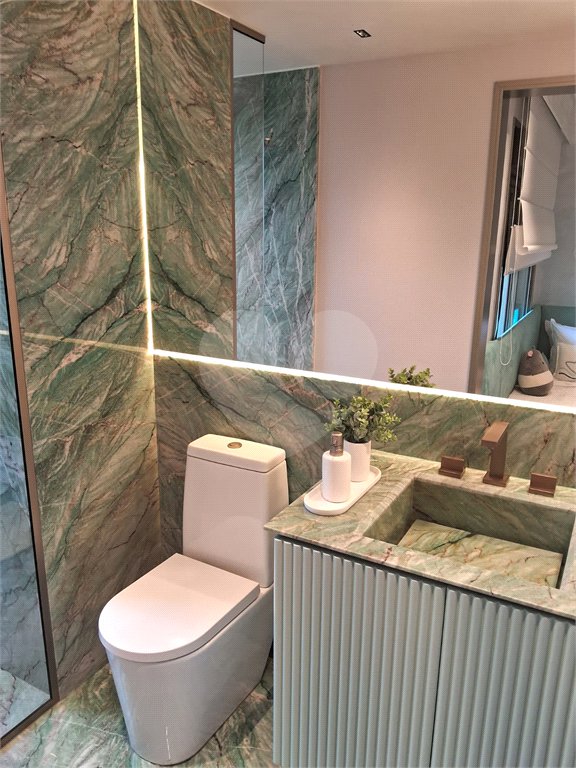 Apartamento à venda com 3 suítes em Vila Mariana, São Paulo, SP