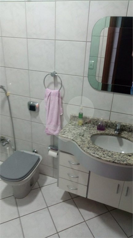 Casa Térrea à venda com 3 quartos, sendo 1 suíte, em Jardim Oriental, São Paulo, SP